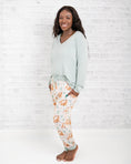 Load image into Gallery viewer, Mother's Love (Giraffe) Women's Jogger Pants
