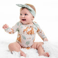 Load image into Gallery viewer, Mother's Love (Giraffe) Bodysuit
