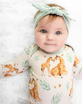 Load image into Gallery viewer, Mother's Love (Giraffe) Bodysuit
