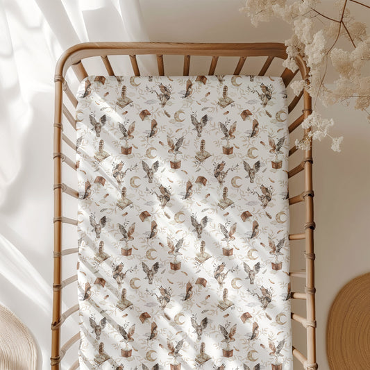 Feathers and Fables（Owl）TENCEL™ Modal Crib Sheet