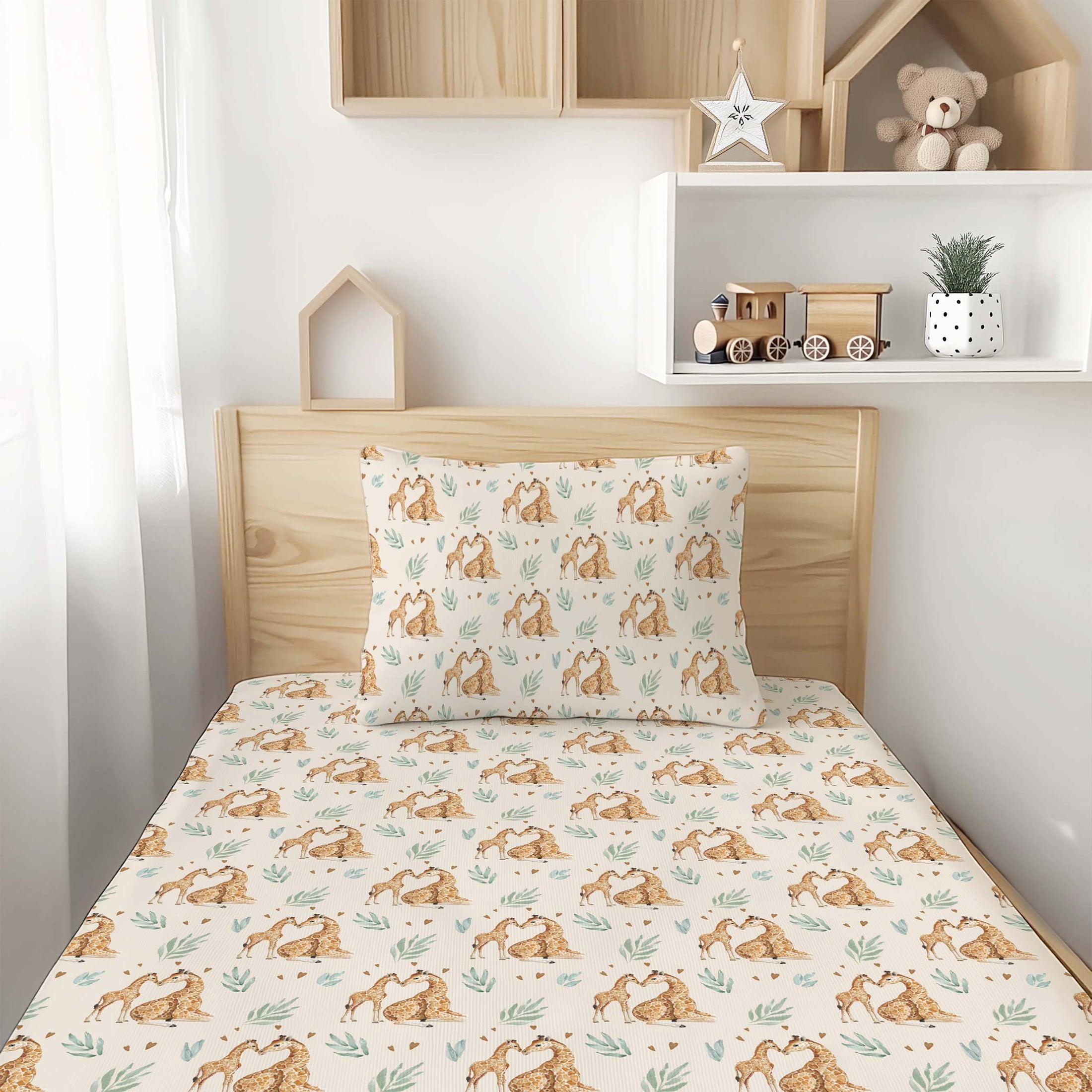 Mother's Love (Giraffe) Twin Fitted Sheet and Pillowcase Set