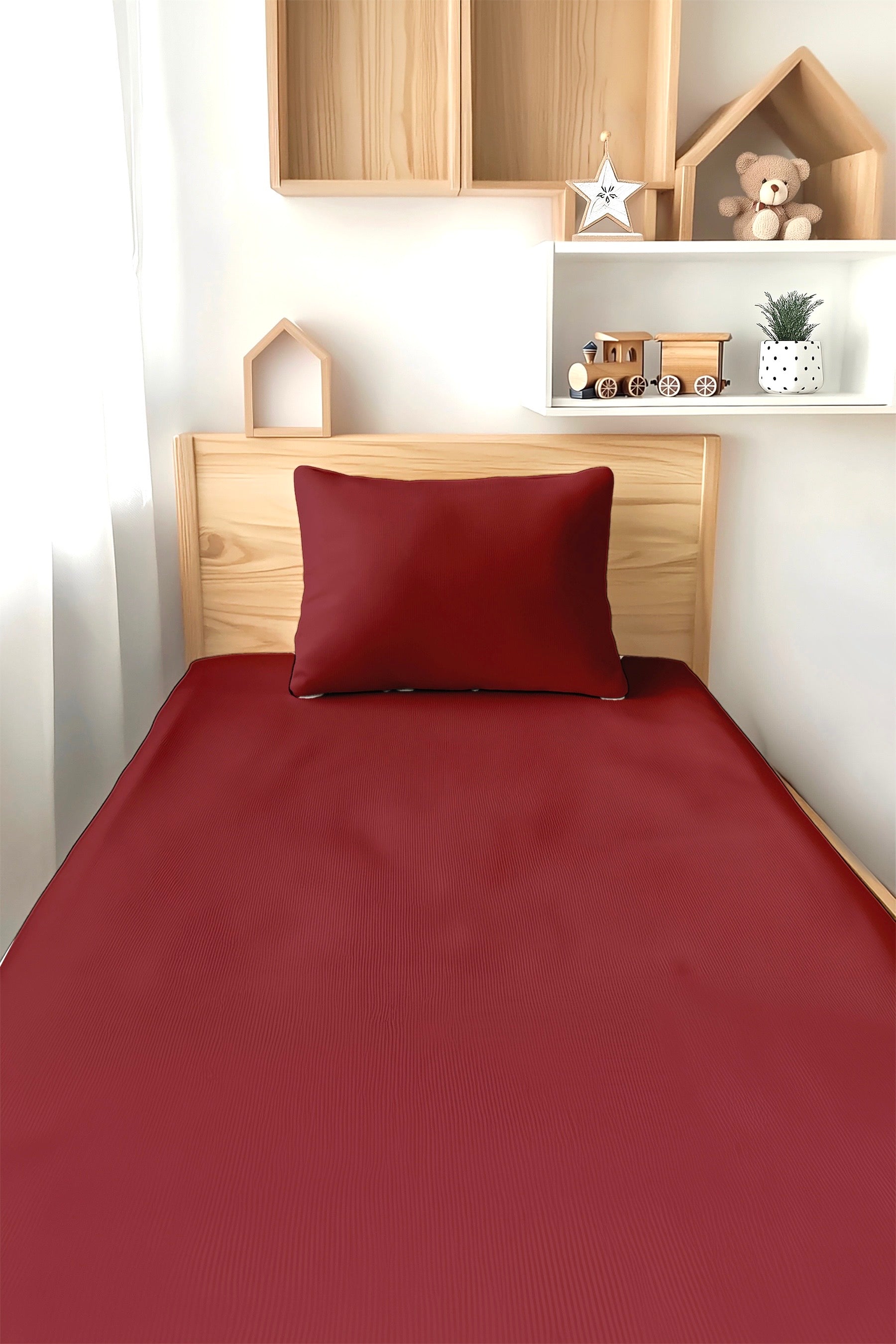 Burgundy Twin Fitted Sheet and Pillowcase Set