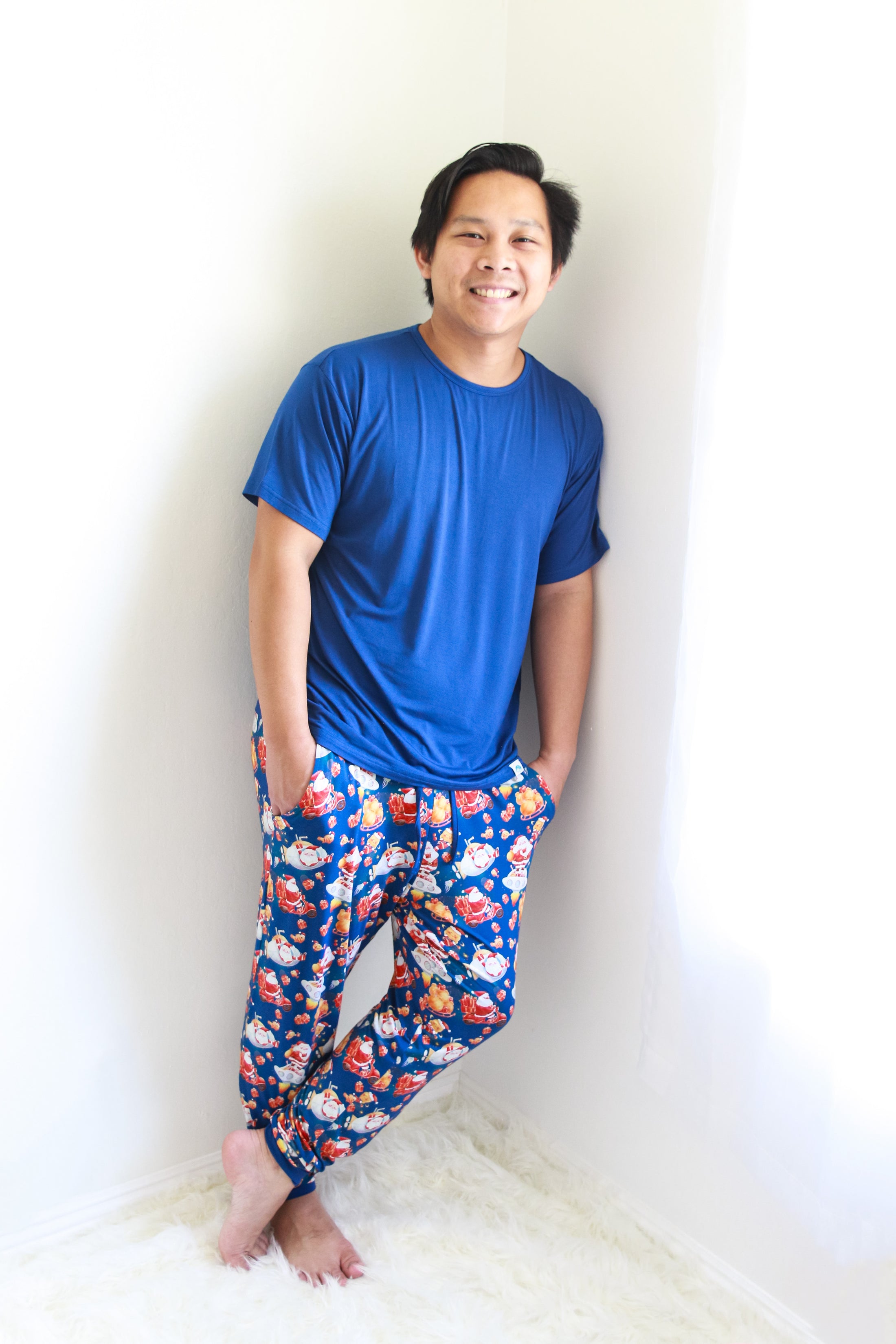 Tis the Sea-Sun (Santa) Men's Short Sleeve Jogger Set